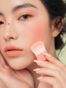 cách chọn màu phấn má theo tone da