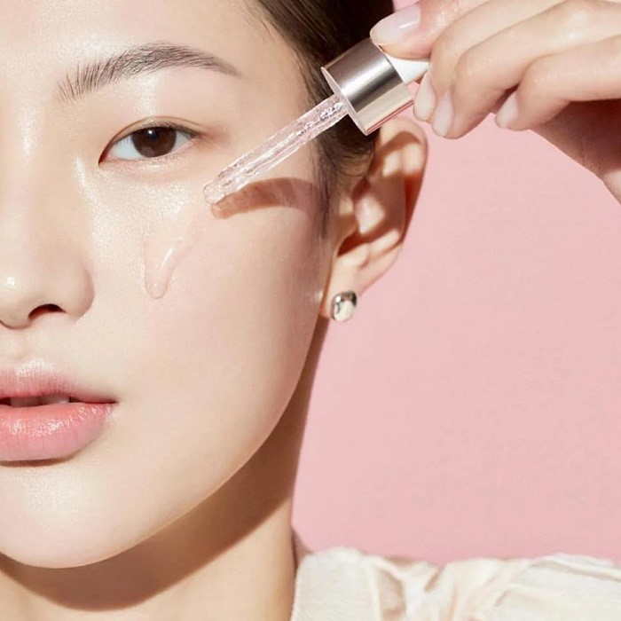 dùng serum trước khi makeup