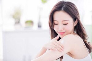 kem chống nắng nền tông da sáng