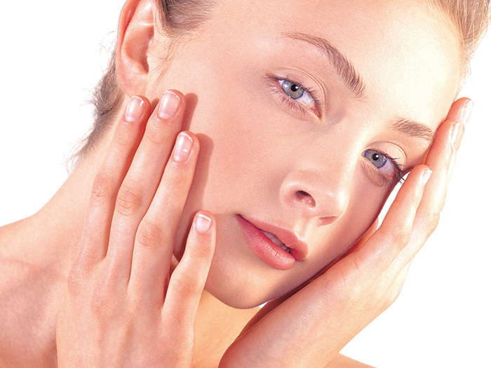 làm sạch da sau khi makeup