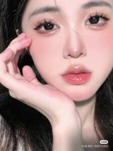 makeup cho mặt vuông