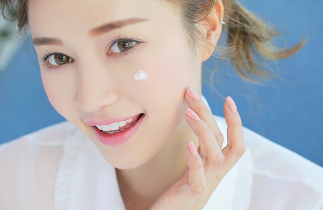 makeup chống nắng khi đi biển