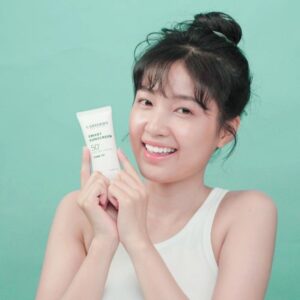 makeup chống nắng khi đi biển