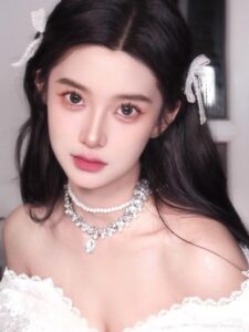 makeup nhẹ nhàng đi tiệc
