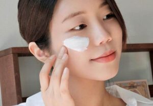 phục hồi da sau lớp makeup dày