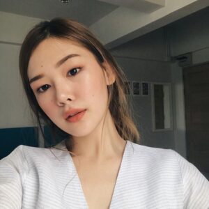 makeup công sở nhẹ nhàng