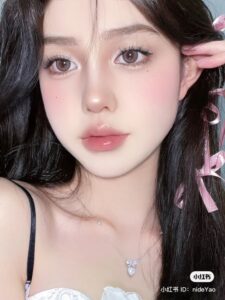makeup tone hồng nhẹ nhàng