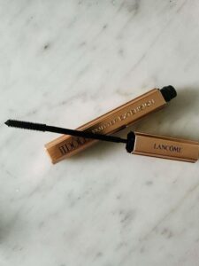 mascara chống lem tốt nhất