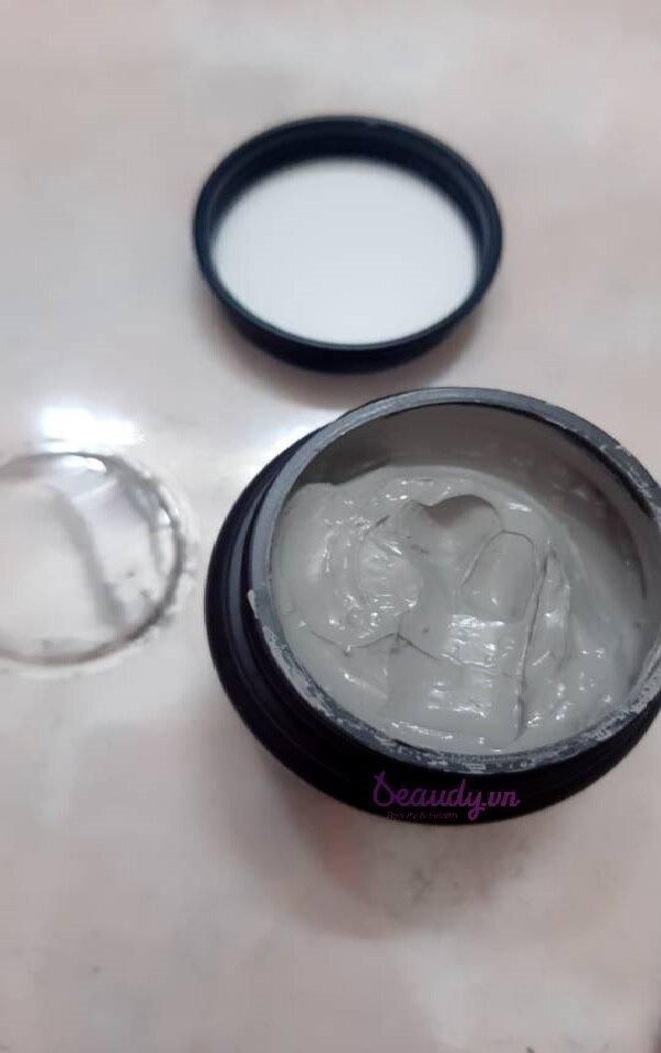 mặt nạ đất sét se khít lỗ chân lông