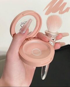 sản phẩm makeup tự nhiên