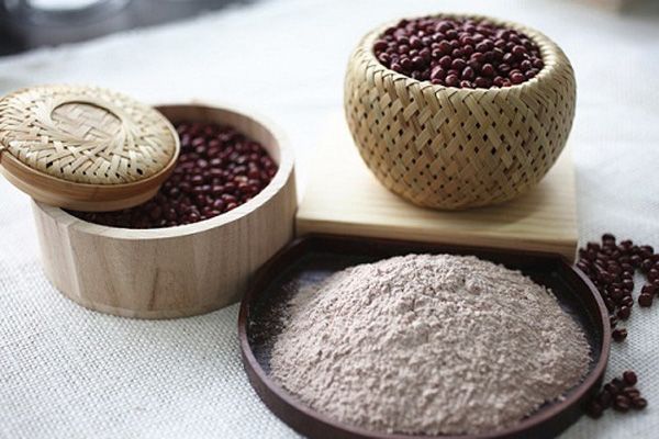 Làm đẹp bằng cám gạo