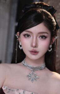 Trang điểm dự tiệc tại nhà