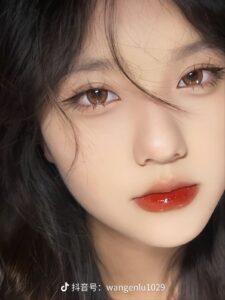 Tự học trang điểm hàng ngày