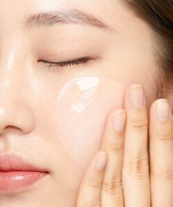 chống nắng vật lý hay hóa học khi makeup