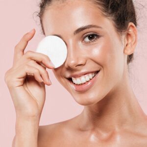 làm sạch da sau makeup