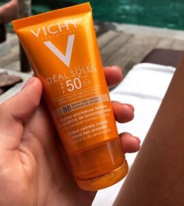 makeup buổi sáng nắng gắt