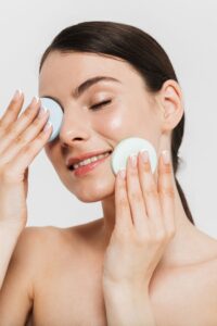 makeup cho da mụn