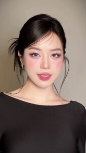 makeup đi tiệc sếp mời
