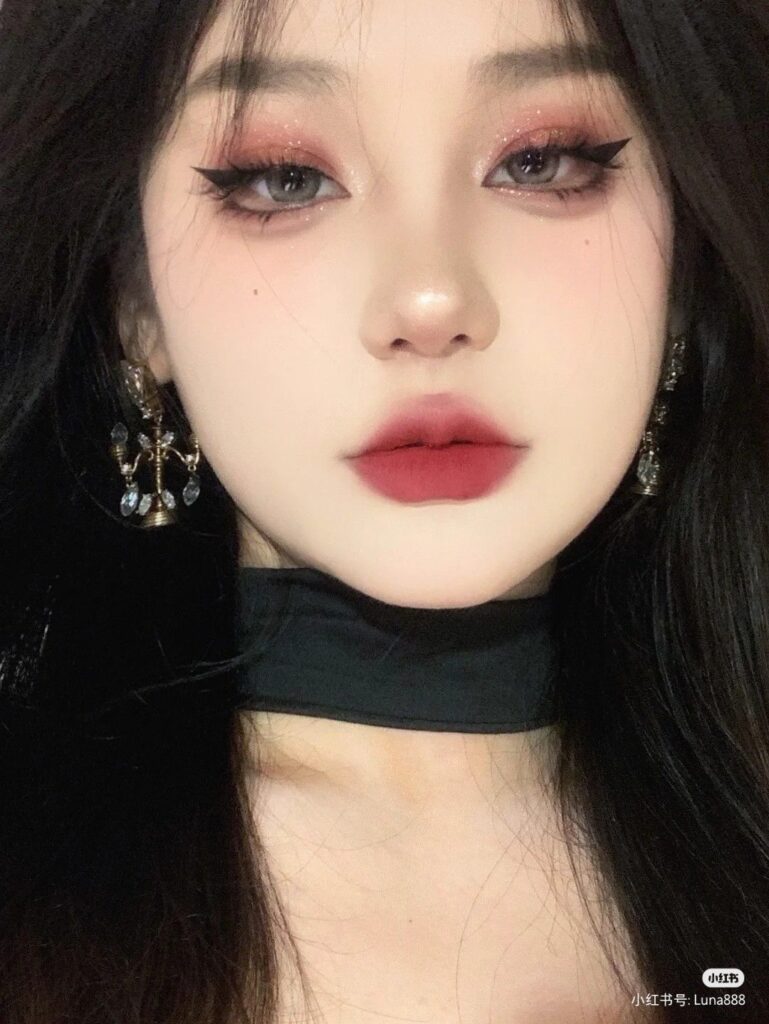 makeup drama queen nhẹ tay