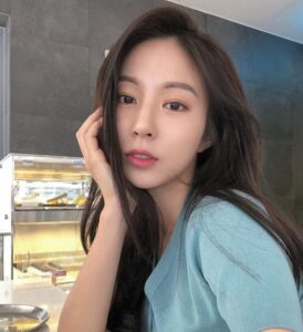 makeup không cần kem chống nắng