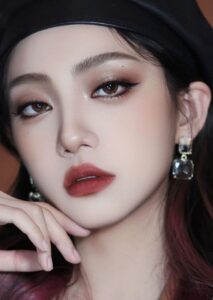 makeup mặt trái xoan