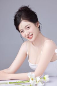 makeup nhẹ đi làm