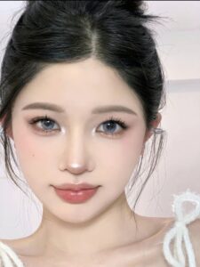 makeup tạo điểm nhấn xương gò