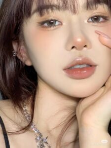 makeup tiệp màu da