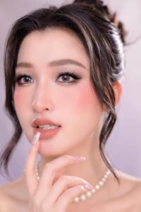 makeup tiết kiệm cho sinh viên