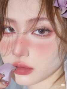 makeup tone hồng đất