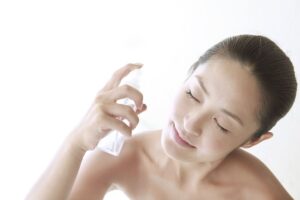makeup xịt khoáng chống nắng
