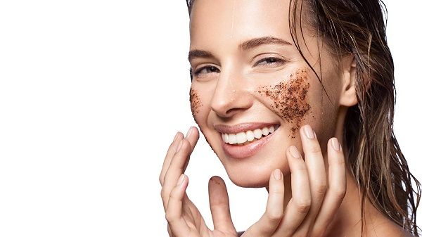tẩy tế bào chết trước makeup