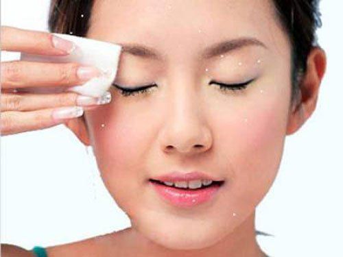 da dầu nên tẩy trang gì