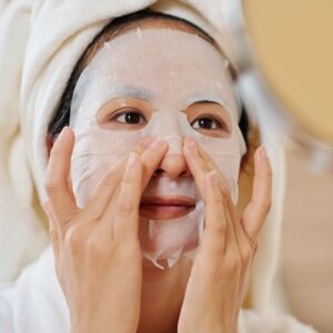 dưỡng trắng da trước makeup