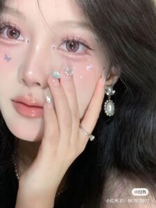 makeup Hàn ánh nhũ mắt