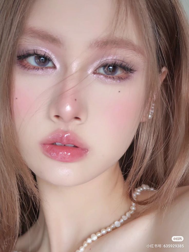 makeup debut style