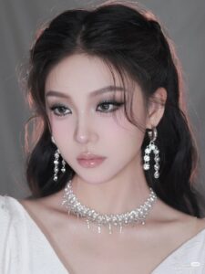 makeup debut style