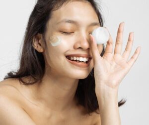 skincare-buoi-sang-makeup