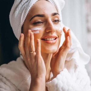 skincare sáng tối giản