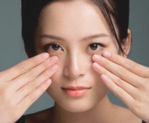 tẩy trang cho môi và mắt