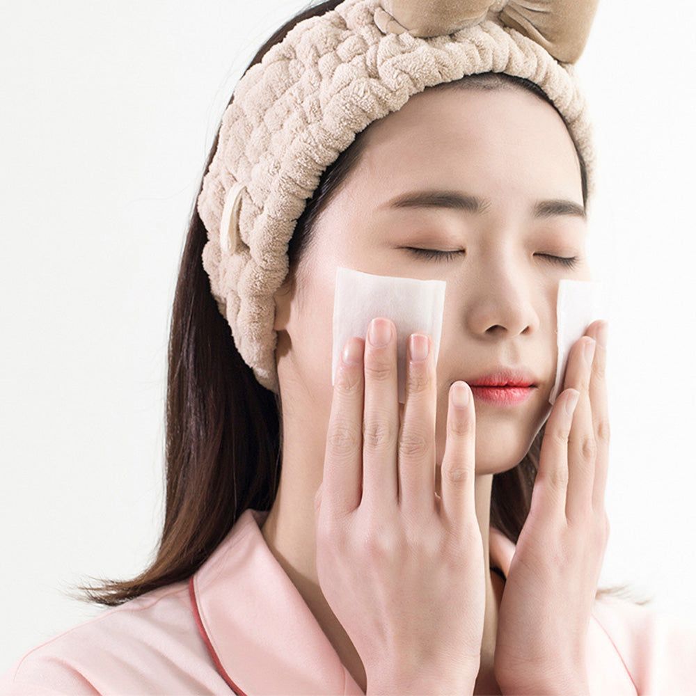 tay-trang-sau-khi-makeup
