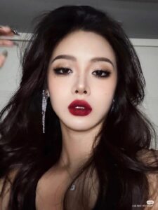 tone đỏ rượu vang