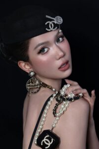makeup cho mặt cân xứng
