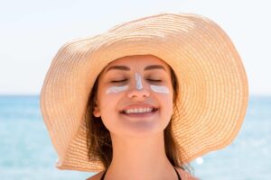 makeup chống nắng đi biển