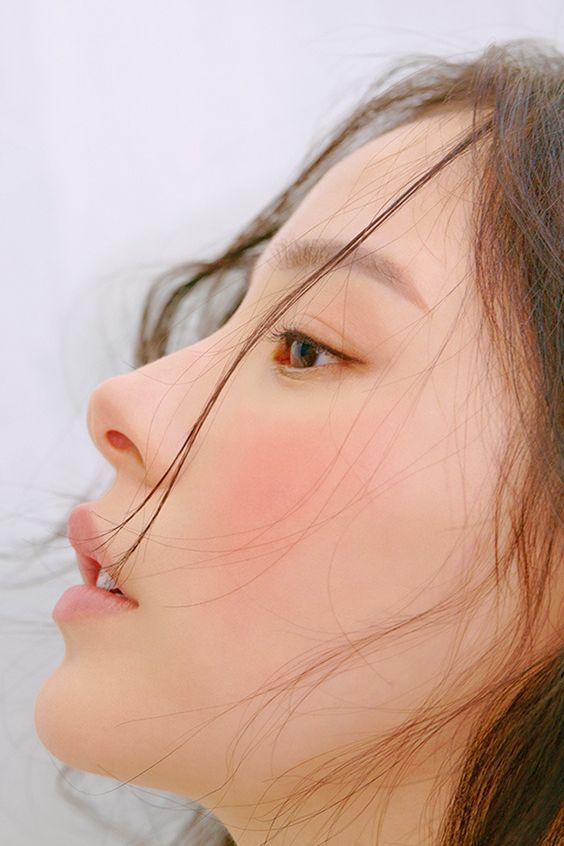 makeup chống nắng mỏng nhẹ