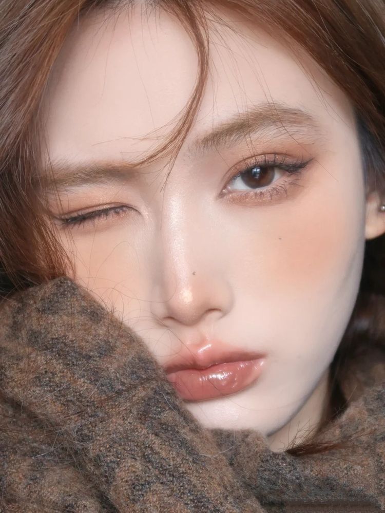 makeup công sở mùa đông