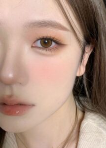 makeup công sở mùa đông