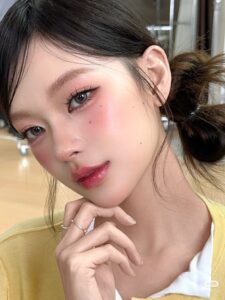 makeup đi làm mùa hè