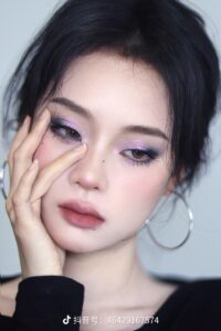 makeup tone tím cho người mới